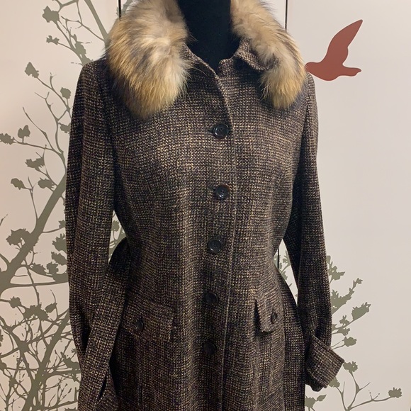 Ann Taylor Brown Tweed Coat with Faux Fur Collar - Picture 3 of 6